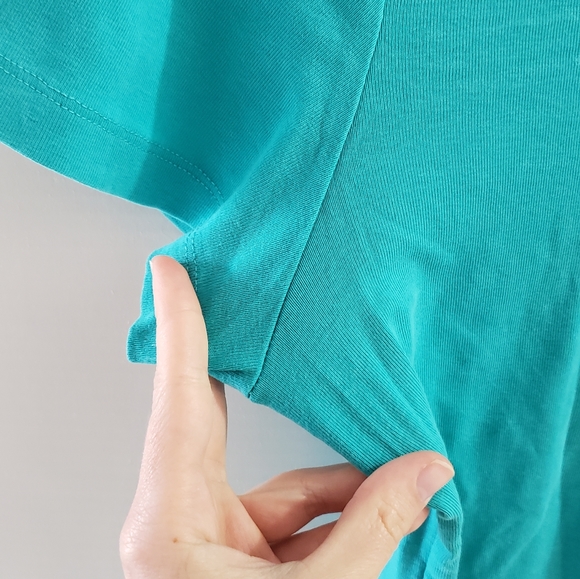 ❌SOLD❌ Denver Hayes cotton tee - Picture 3 of 6